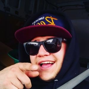 Meet your Posher, Cody